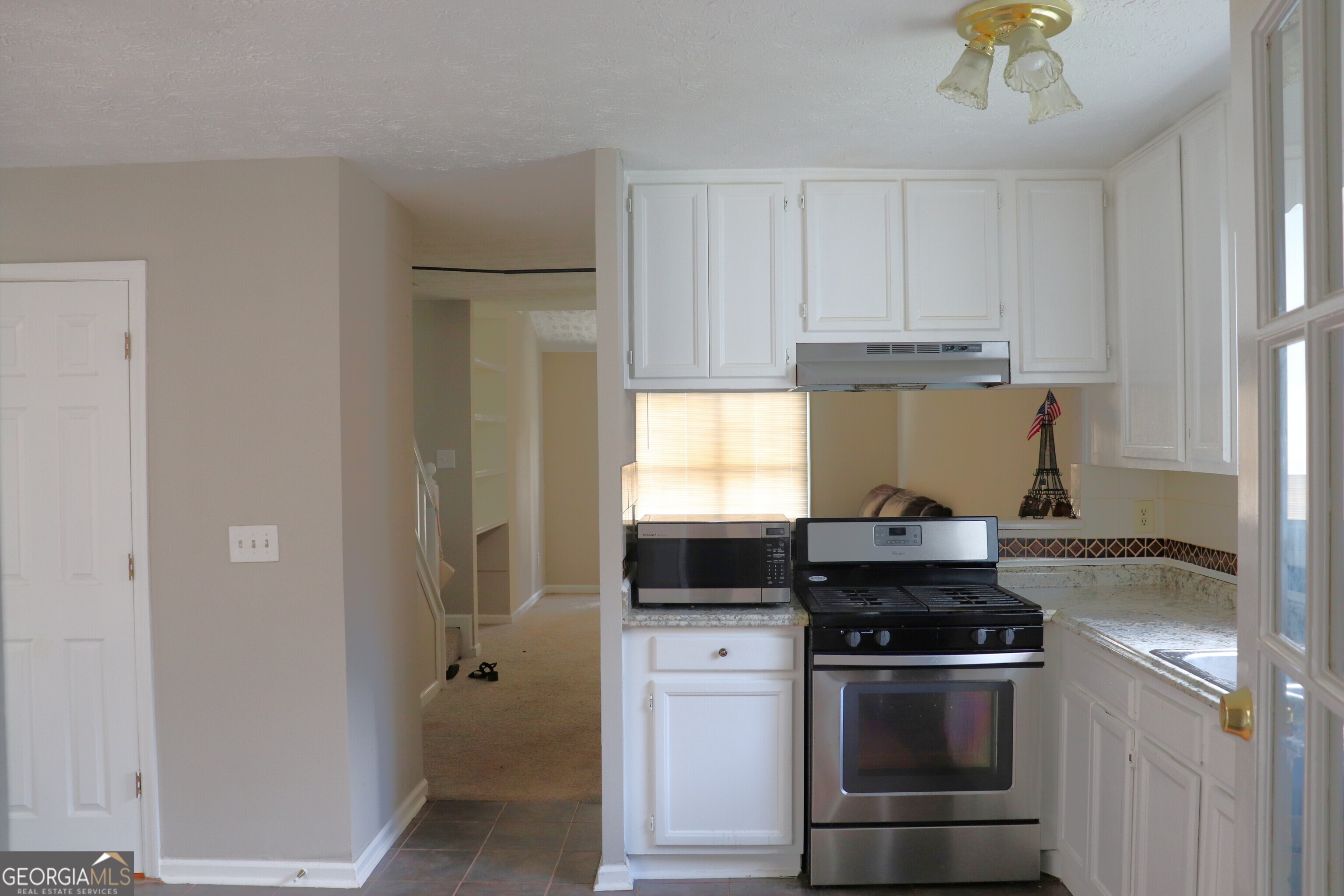 419 Thomas Jefferson Drive Property Photo 13