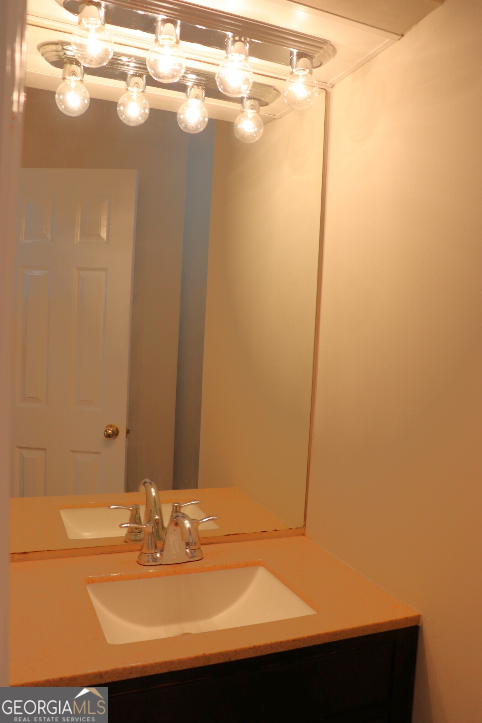 419 Thomas Jefferson Drive Property Photo 25