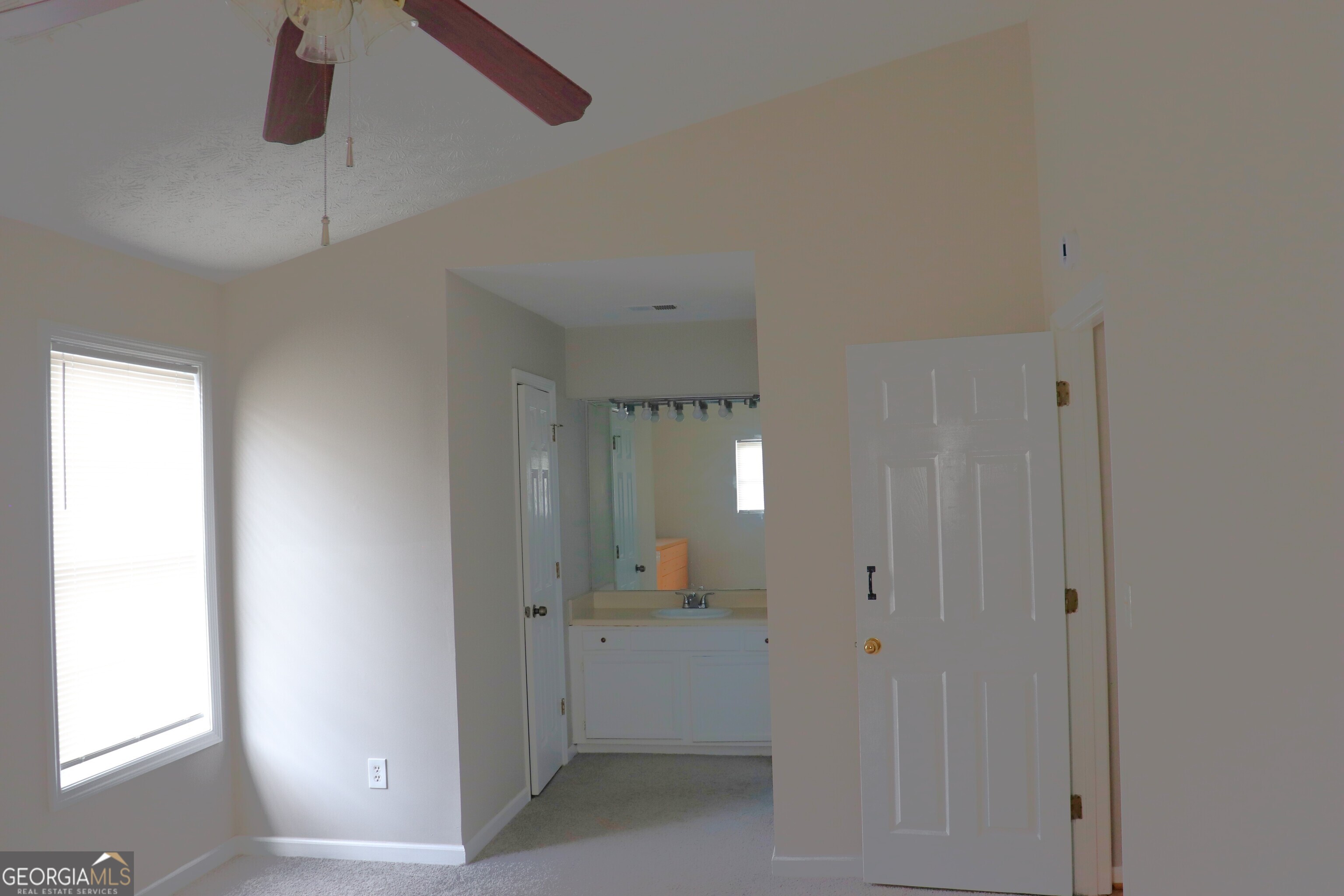 419 Thomas Jefferson Drive Property Photo 29