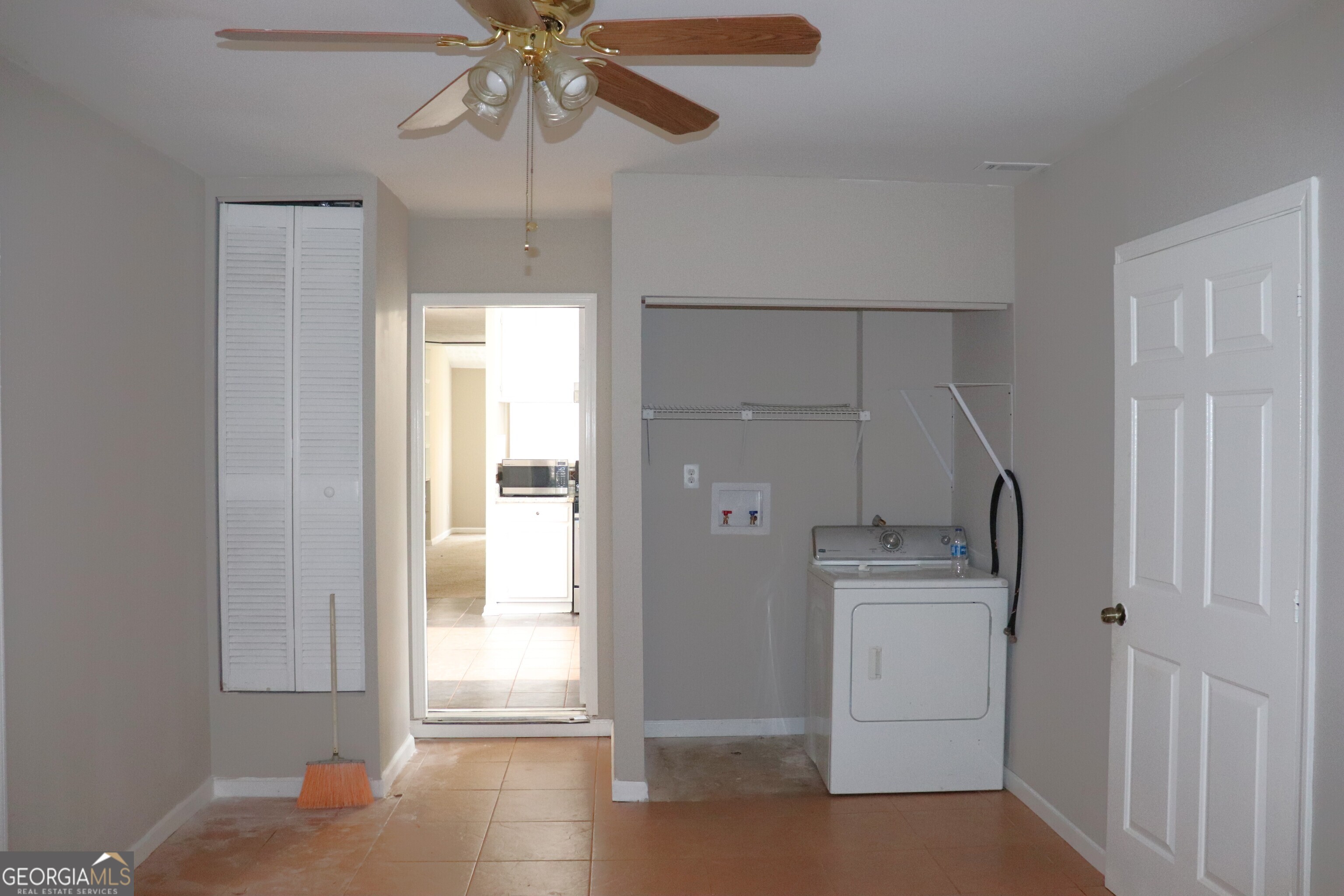 419 Thomas Jefferson Drive Property Photo 39