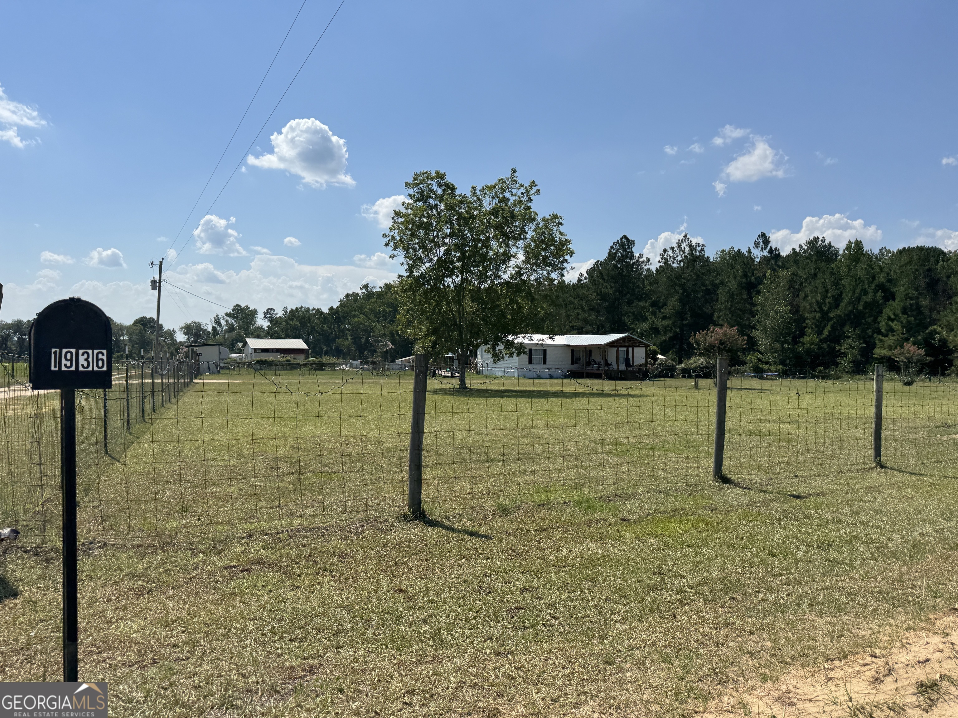 1936 Rushing Road Property Photo 4