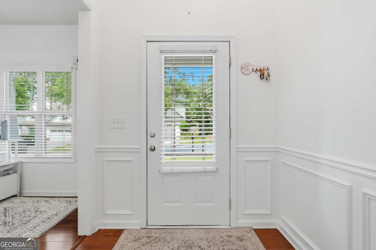 1736 Stoney Chase Drive Property Photo 3