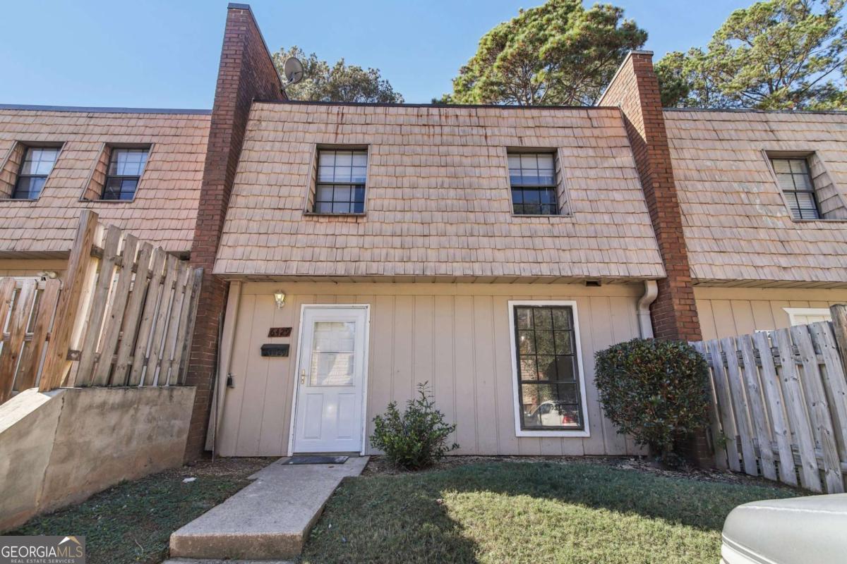 6429 Woodstone Way Property Photo 1