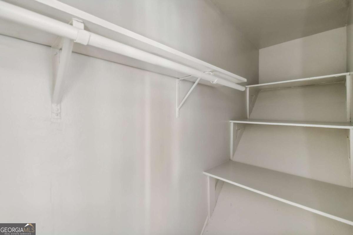 6429 Woodstone Way Property Photo 14