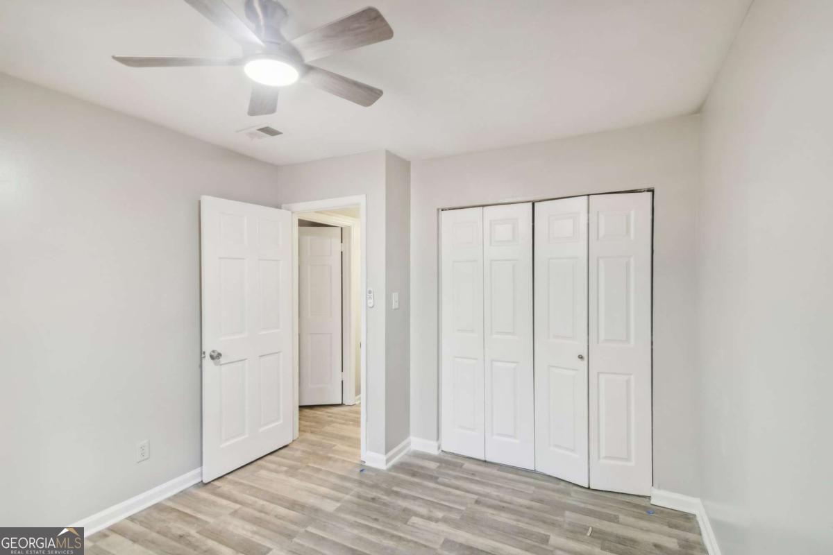 6429 Woodstone Way Property Photo 15