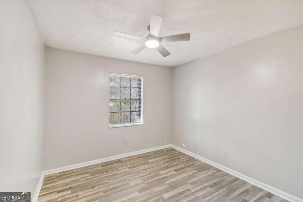 6429 Woodstone Way Property Photo 16