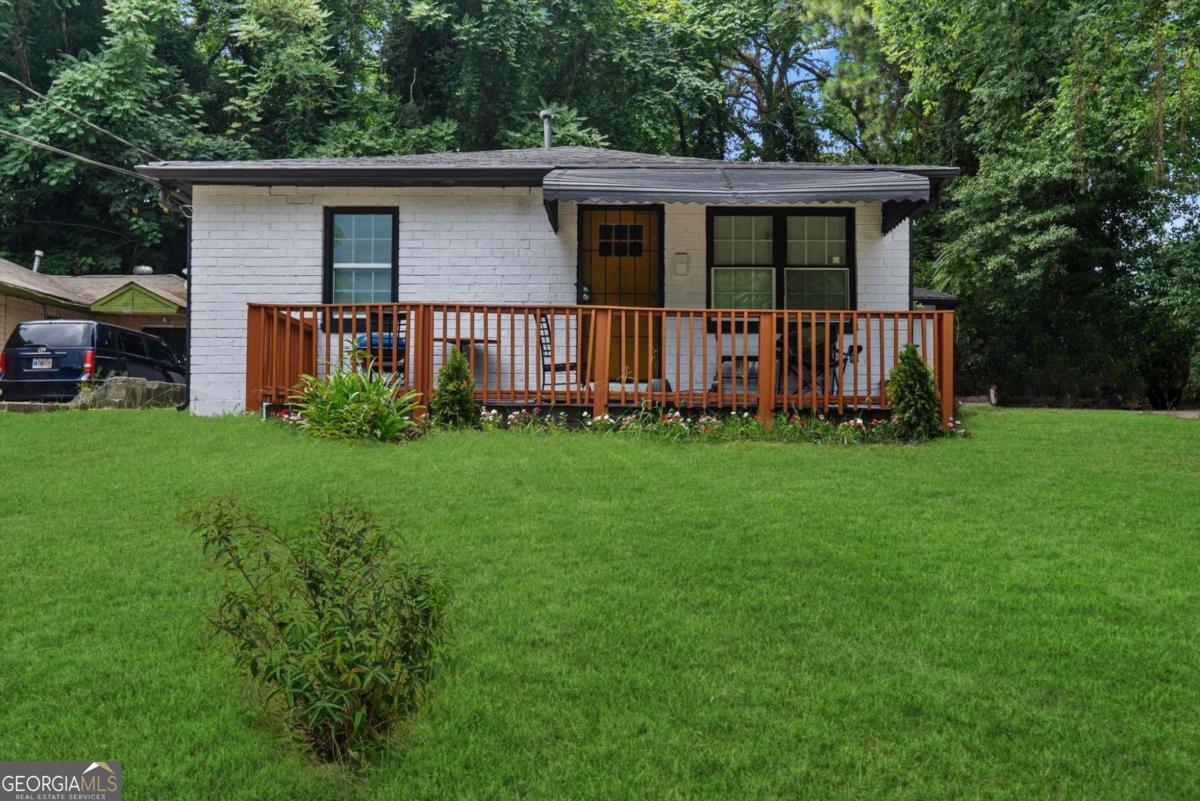 1409 Hawkins Street Nw Property Photo 2
