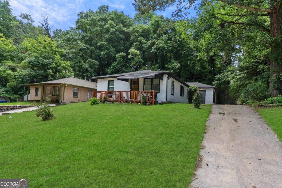 1409 Hawkins Street Nw Property Photo 4