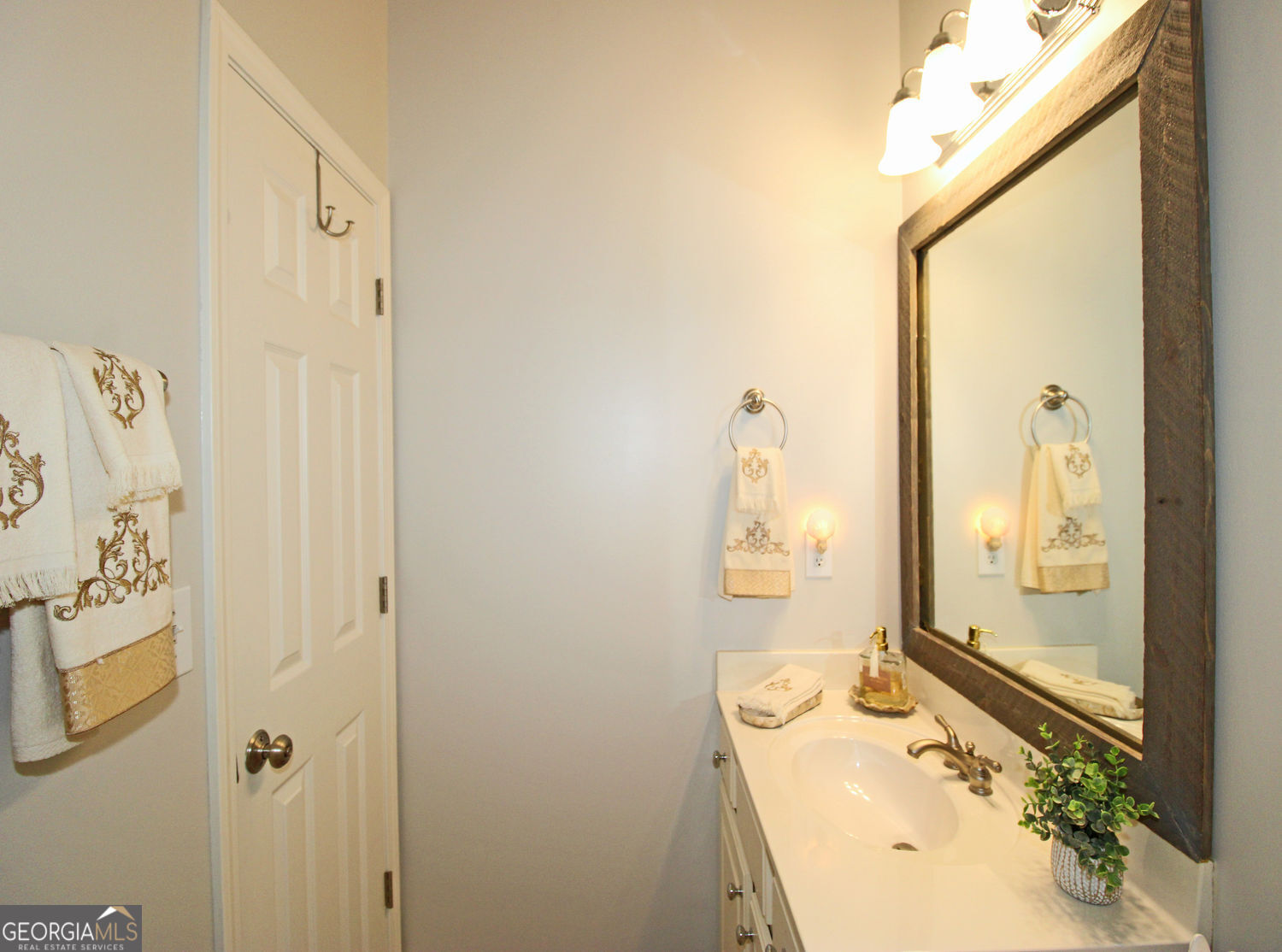 1503 Waters Edge Trail Property Photo 39