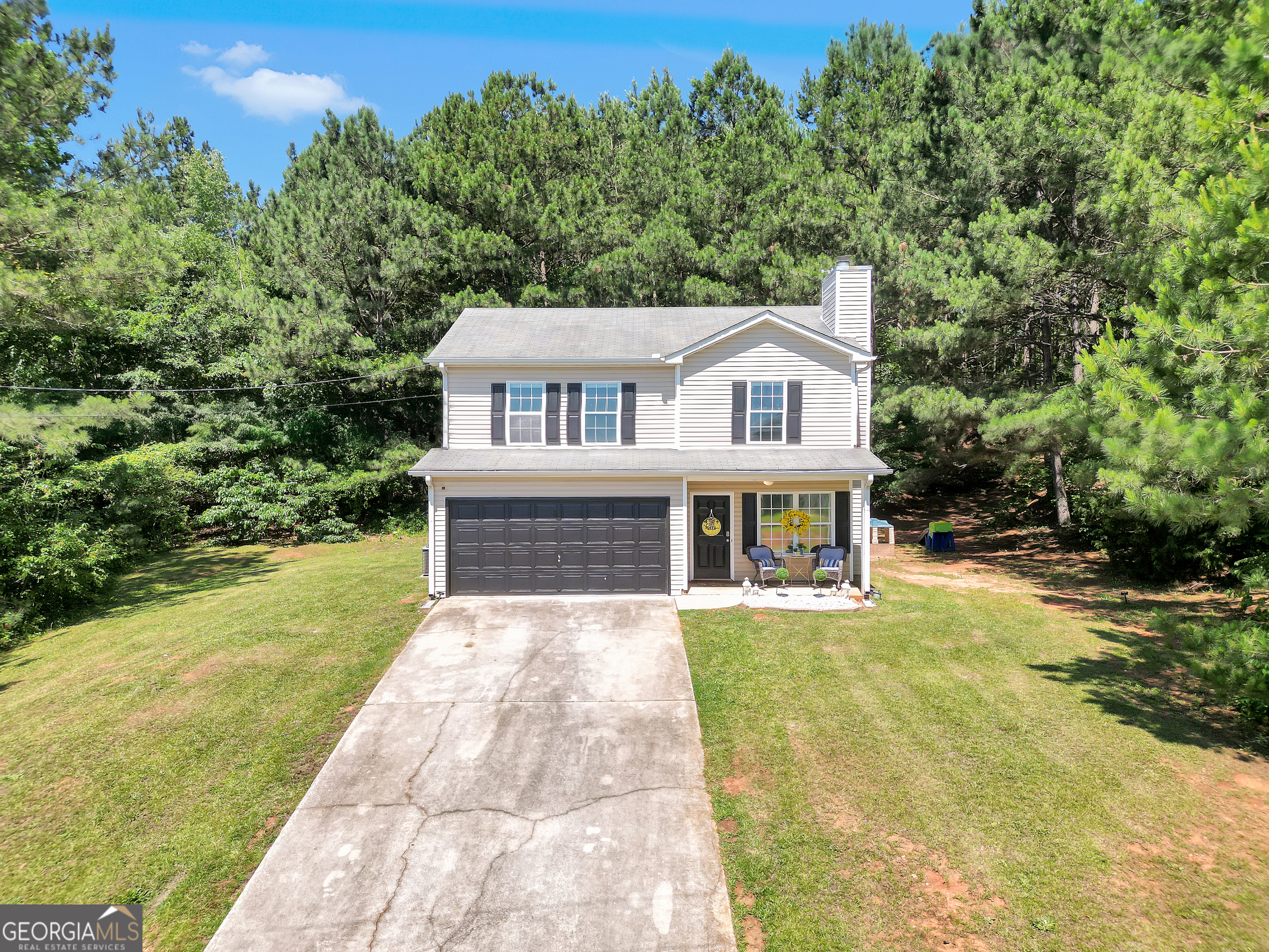 470 Old Tree Drive Property Photo 4
