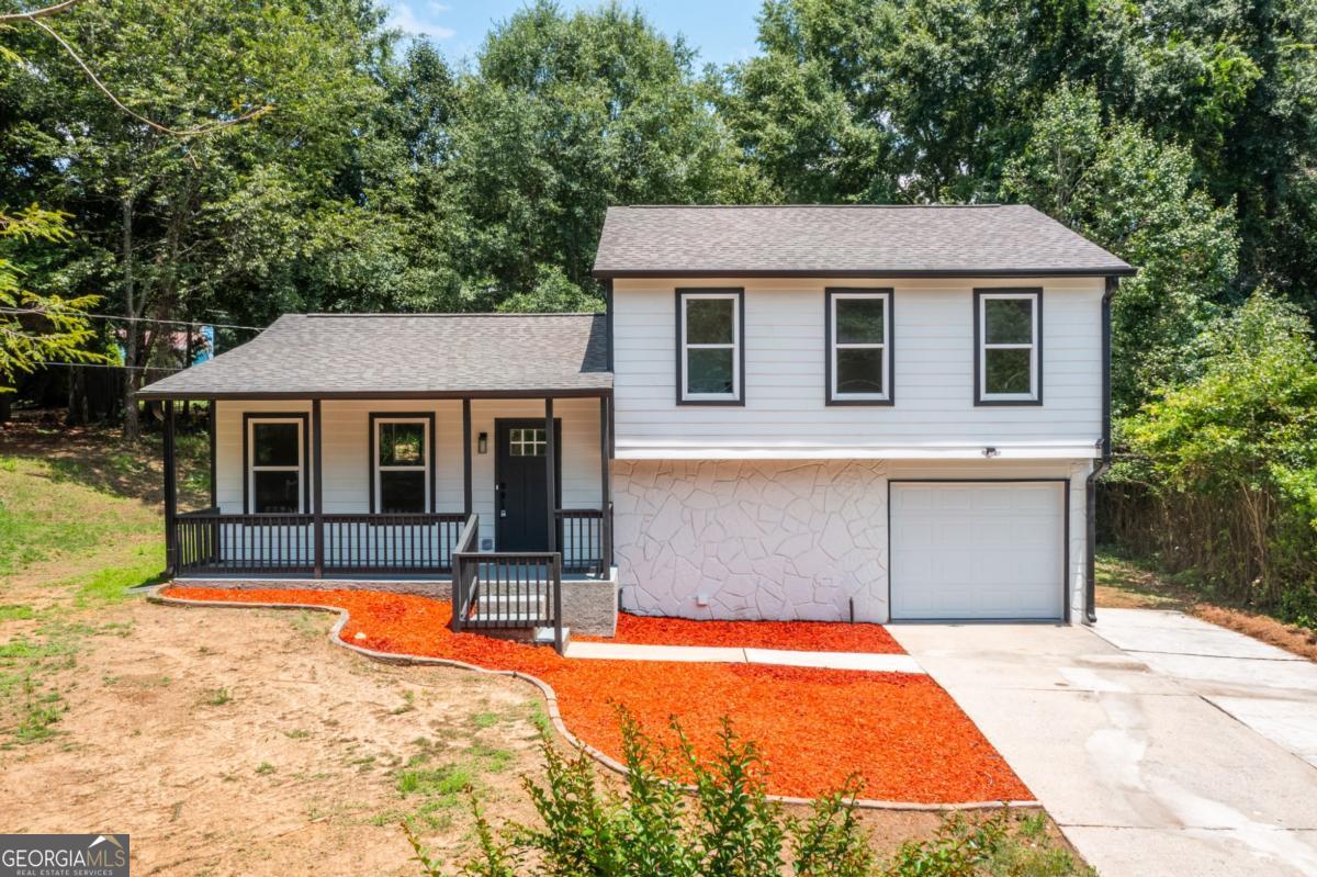 847 Halfmoon Hollow Property Photo 1
