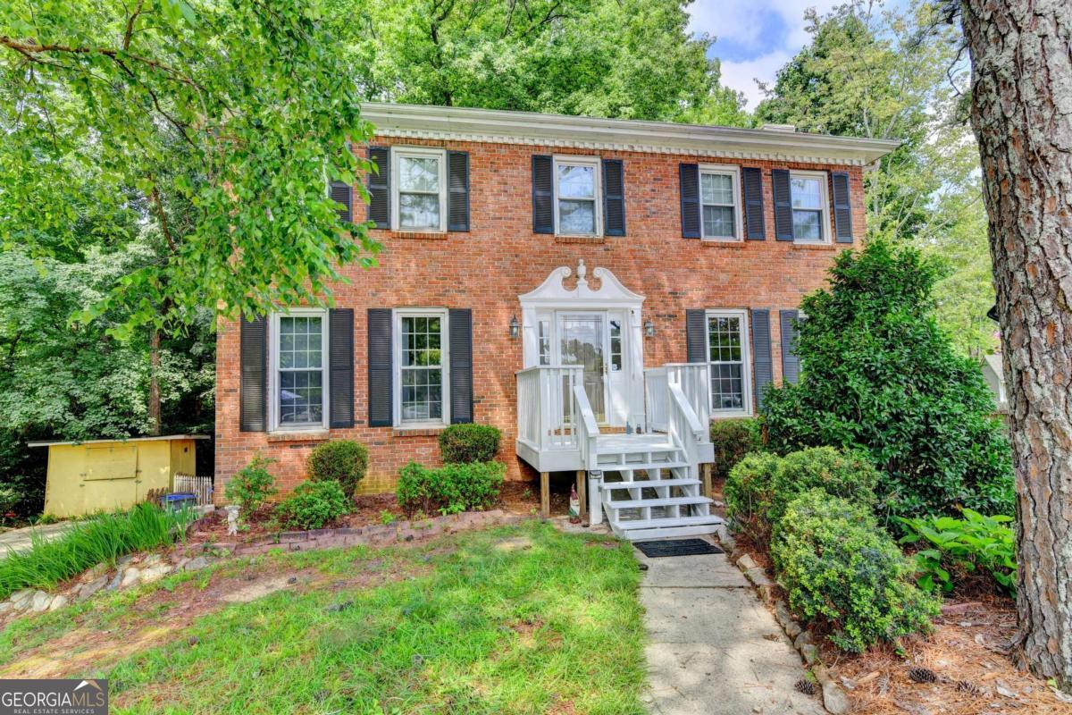 2591 Bechers Brook Property Photo 1