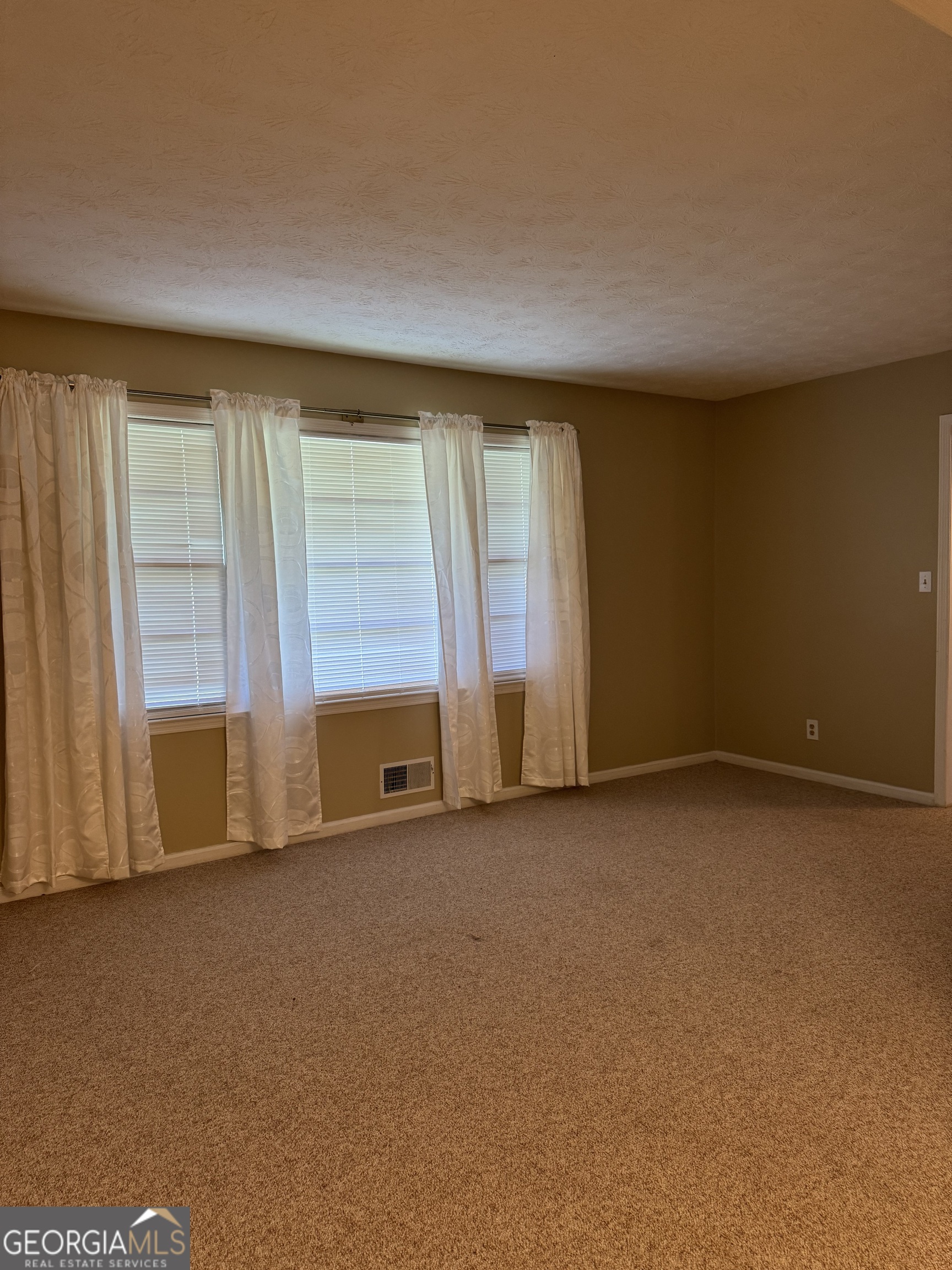 110 Mckinley Drive Property Photo 8