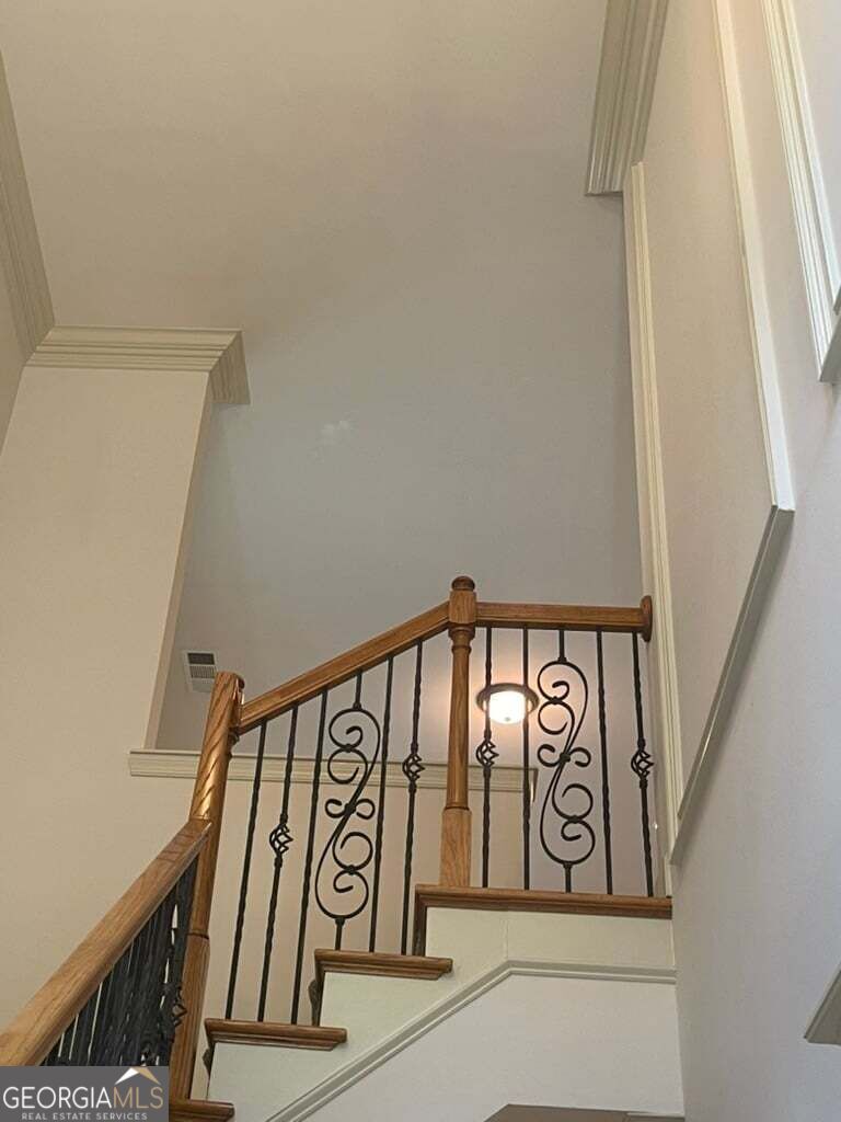 6036 Coldwater Point Property Photo 8