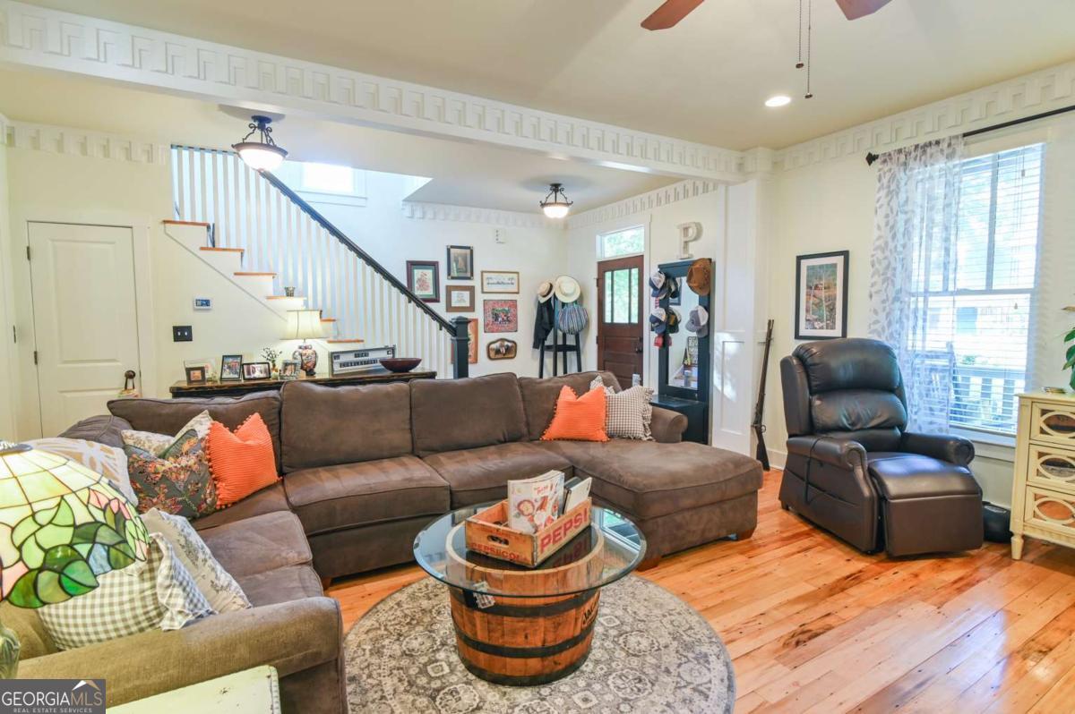 1060 Cobblestone Drive Property Photo 9