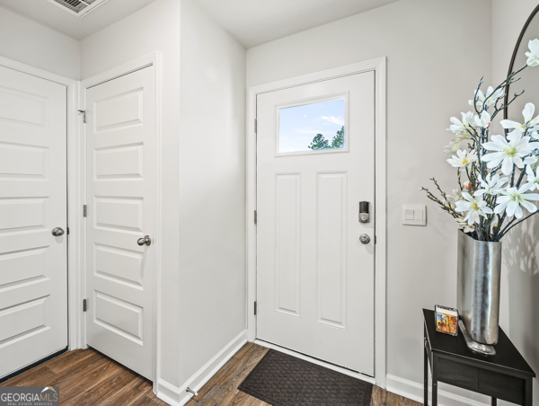 503 Autumns Wood Circle W Property Photo 6