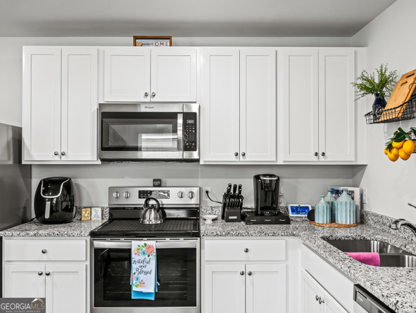 503 Autumns Wood Circle W Property Photo 11
