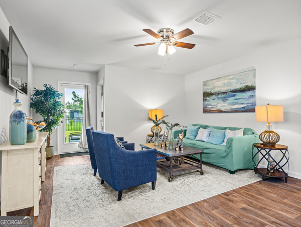 503 Autumns Wood Circle W Property Photo 14