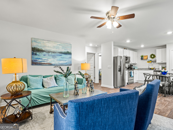 503 Autumns Wood Circle W Property Photo 16