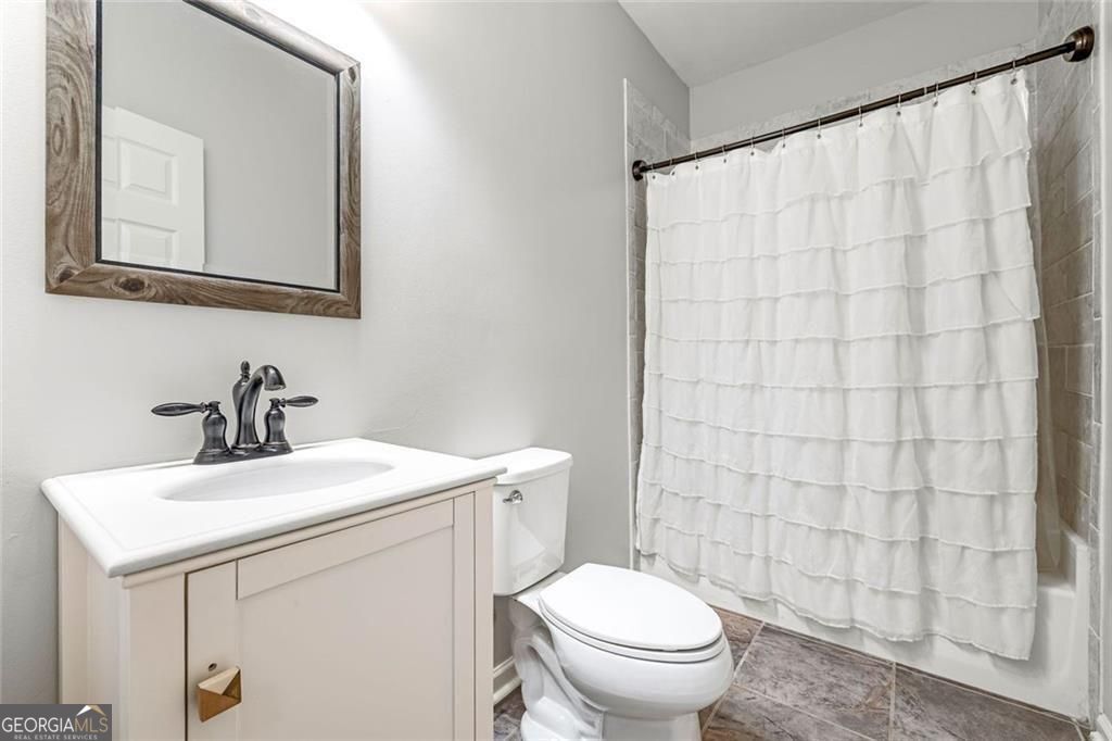 352 Suwanee Avenue Property Photo 24