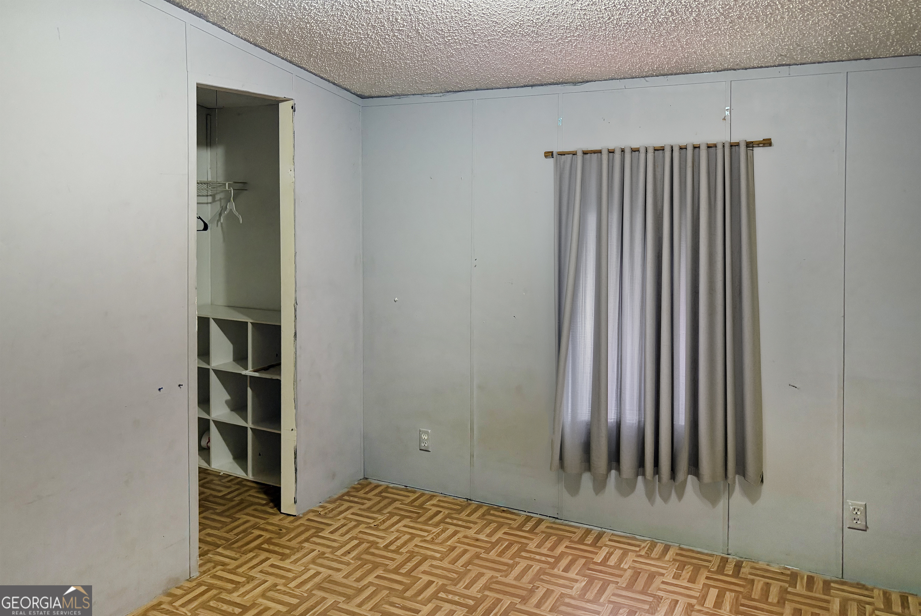 182 Owenby Lane Property Photo 8