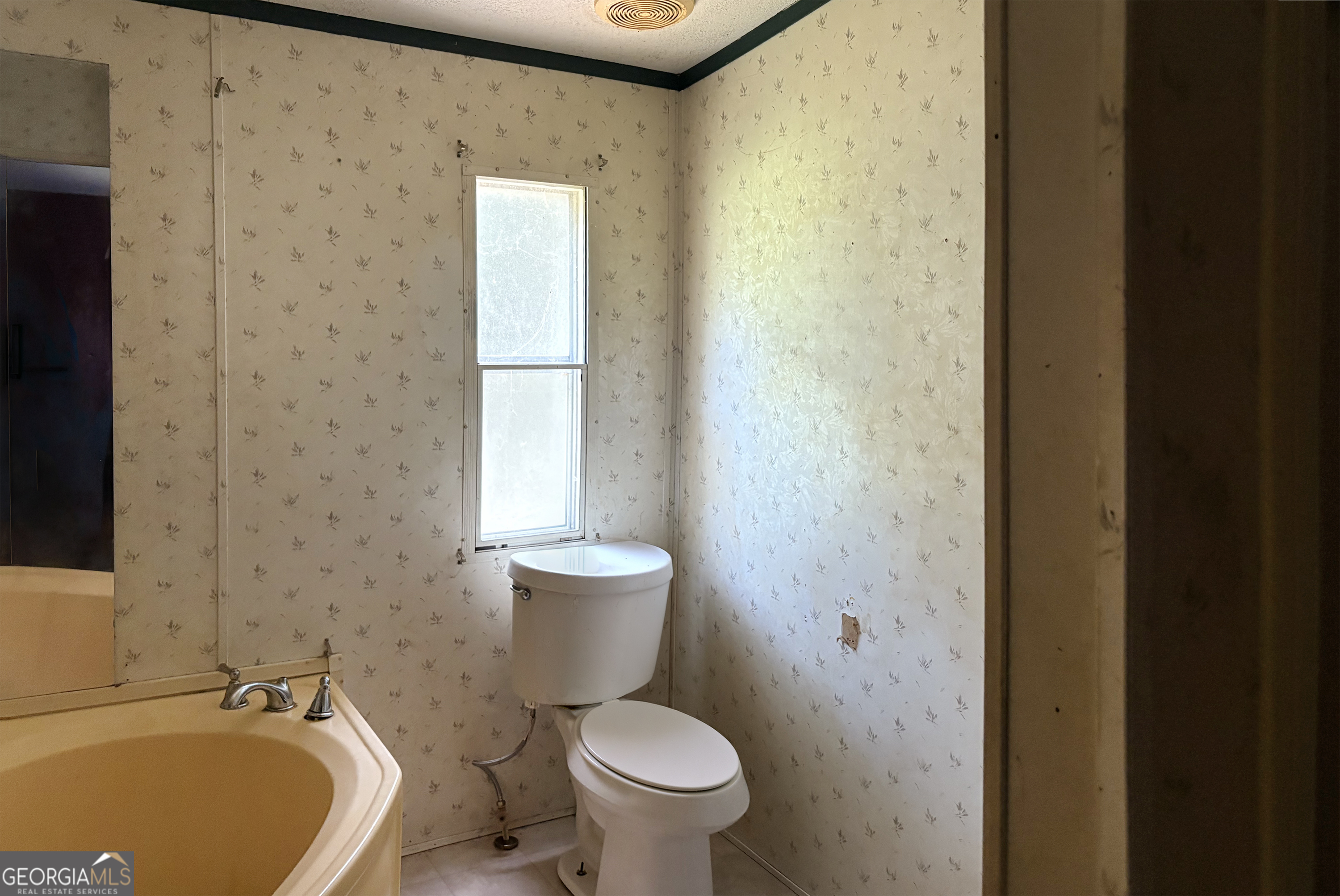 182 Owenby Lane Property Photo 10