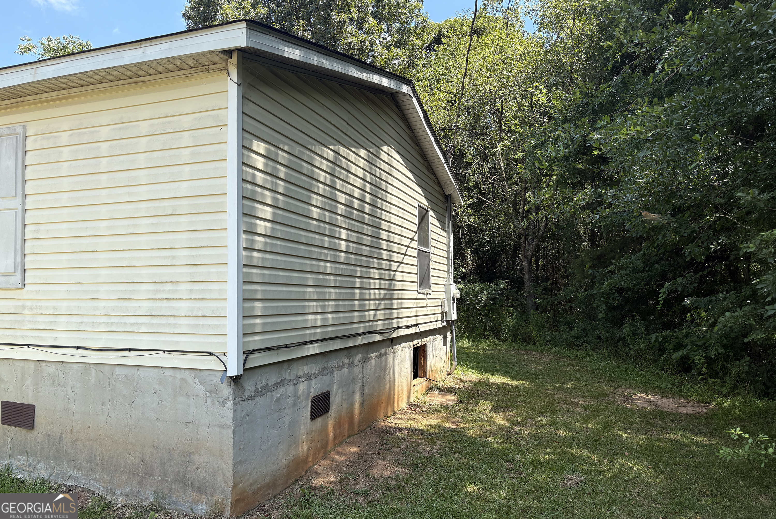 182 Owenby Lane Property Photo 13