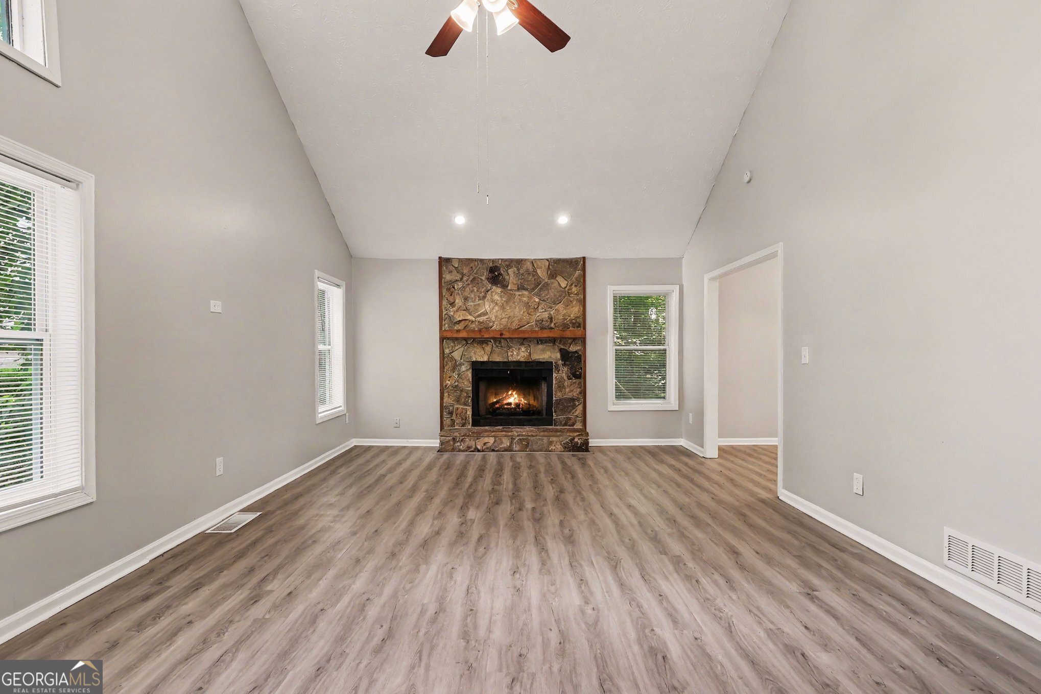5182 Manitou Way Property Photo 5