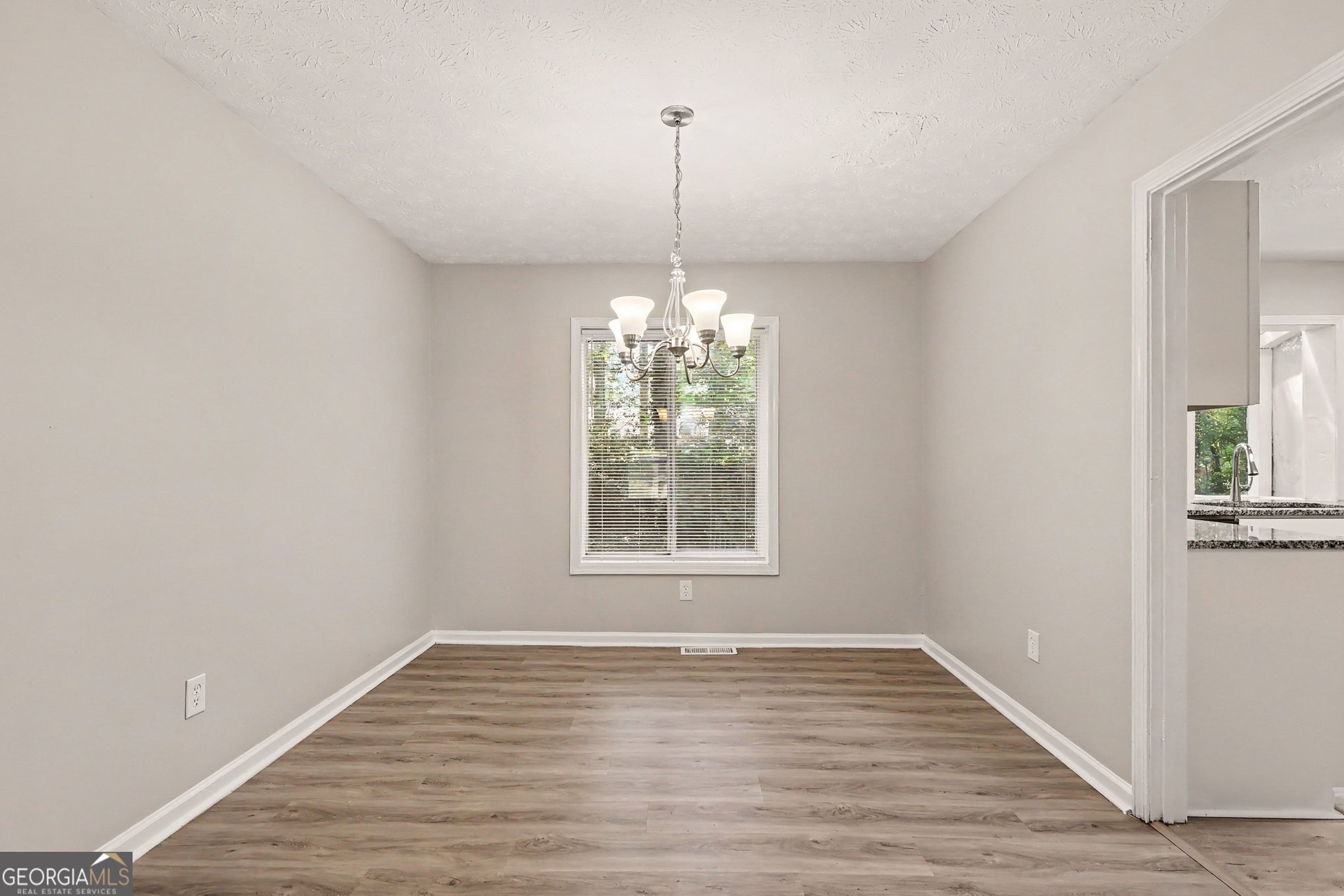 5182 Manitou Way Property Photo 7