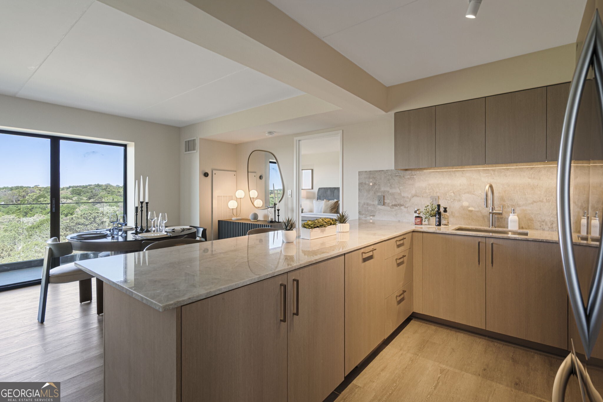 2460 Peachtree Road Ne # 213 Property Photo 1