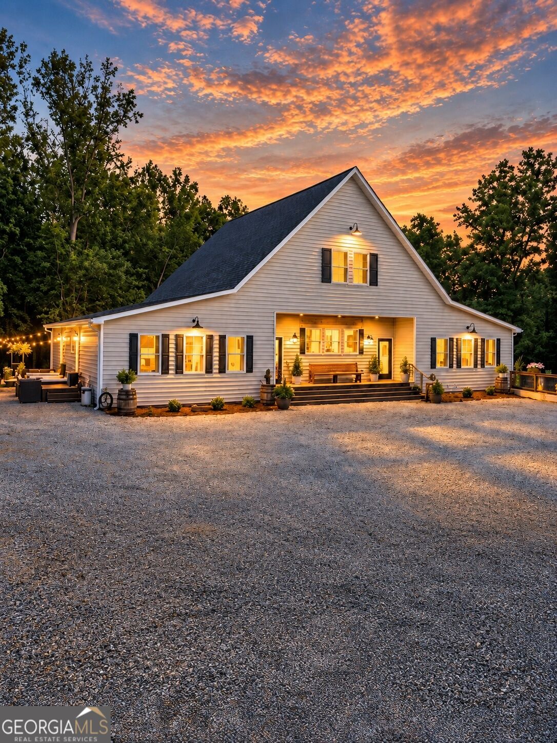 426 Thompson Creek Park Road Property Photo 1