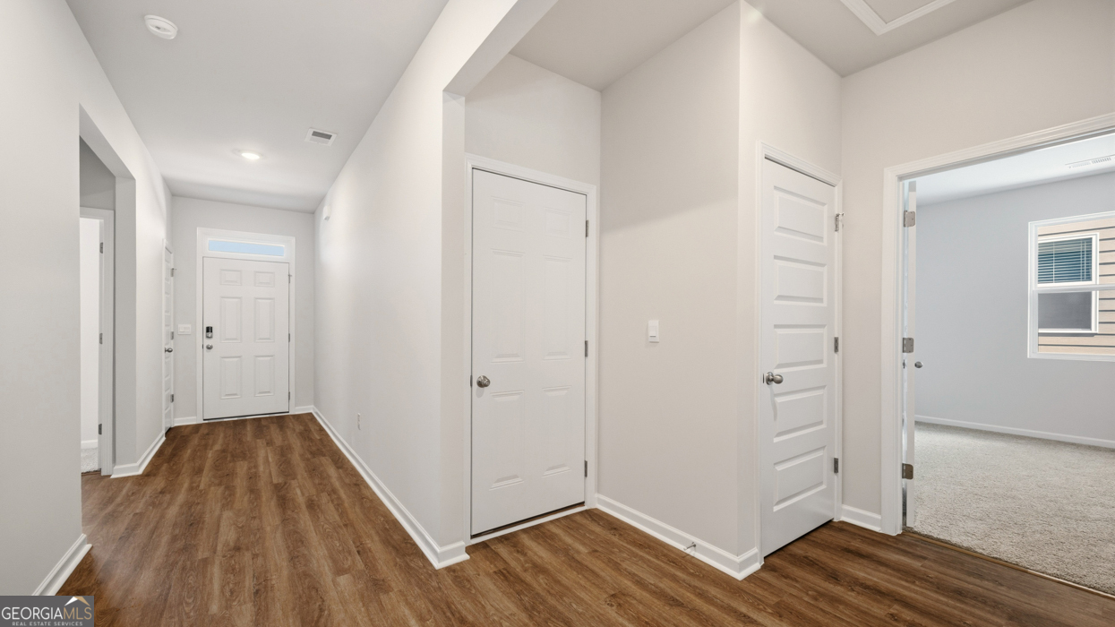 1121 Adirondac Way Property Photo 6