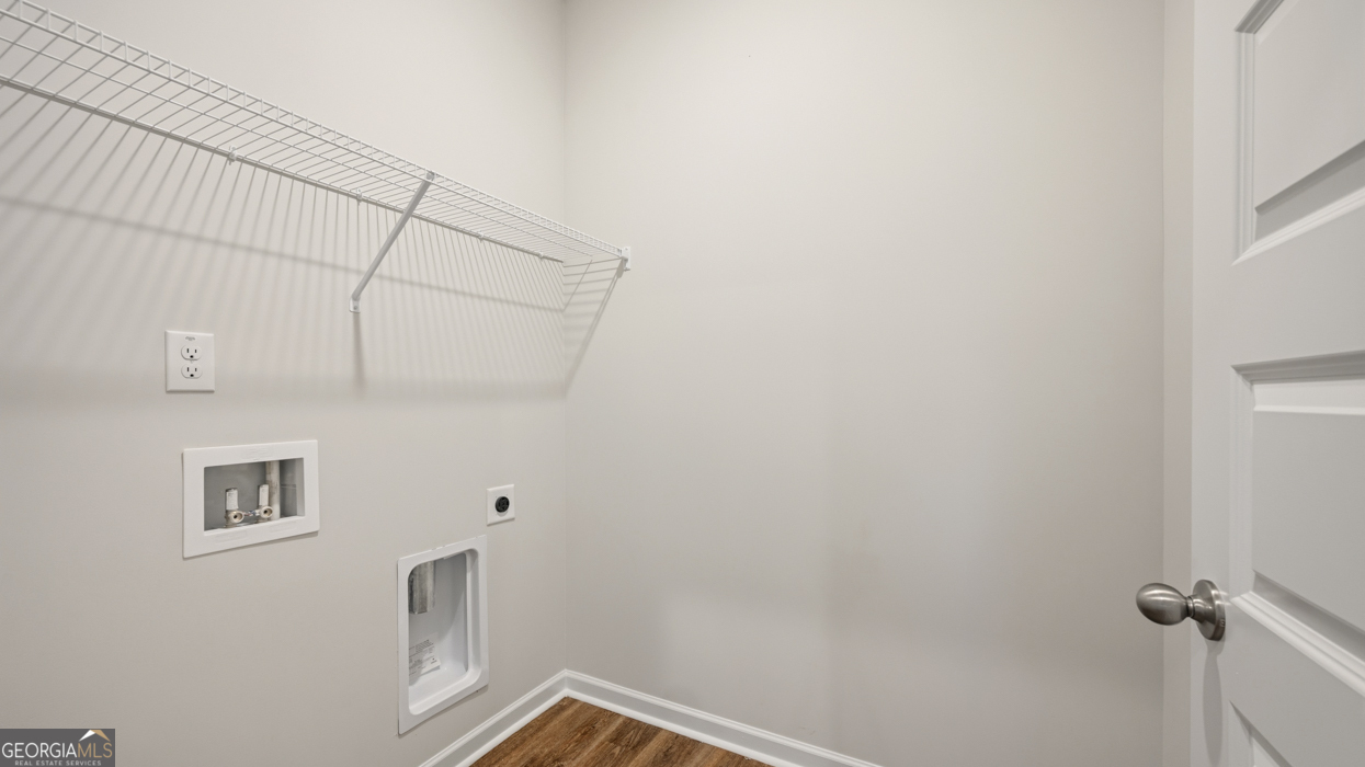 1121 Adirondac Way Property Photo 7