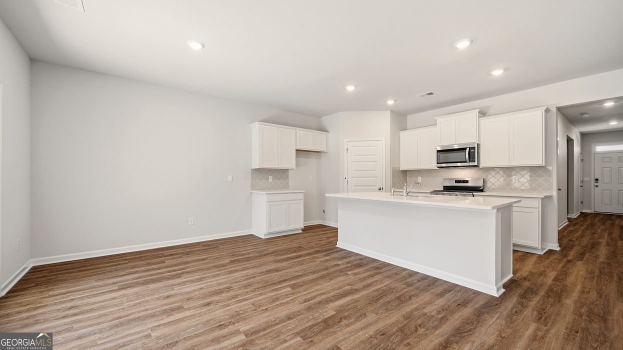 1121 Adirondac Way Property Photo 10