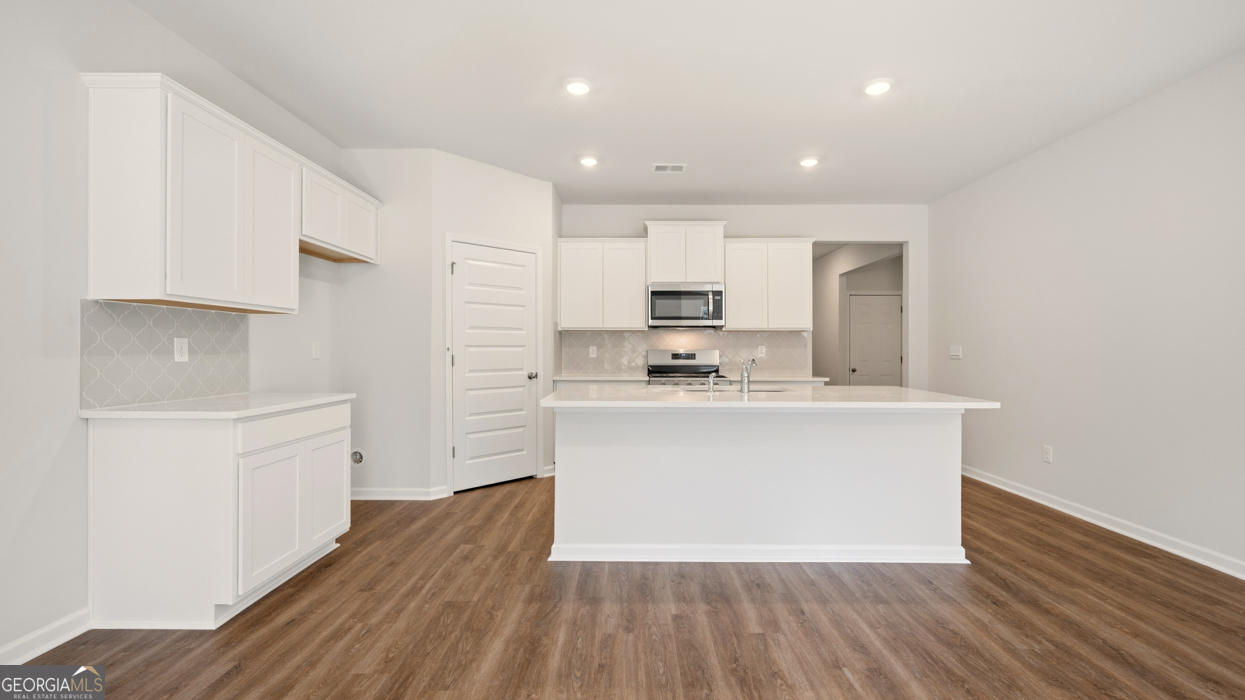 1121 Adirondac Way Property Photo 12