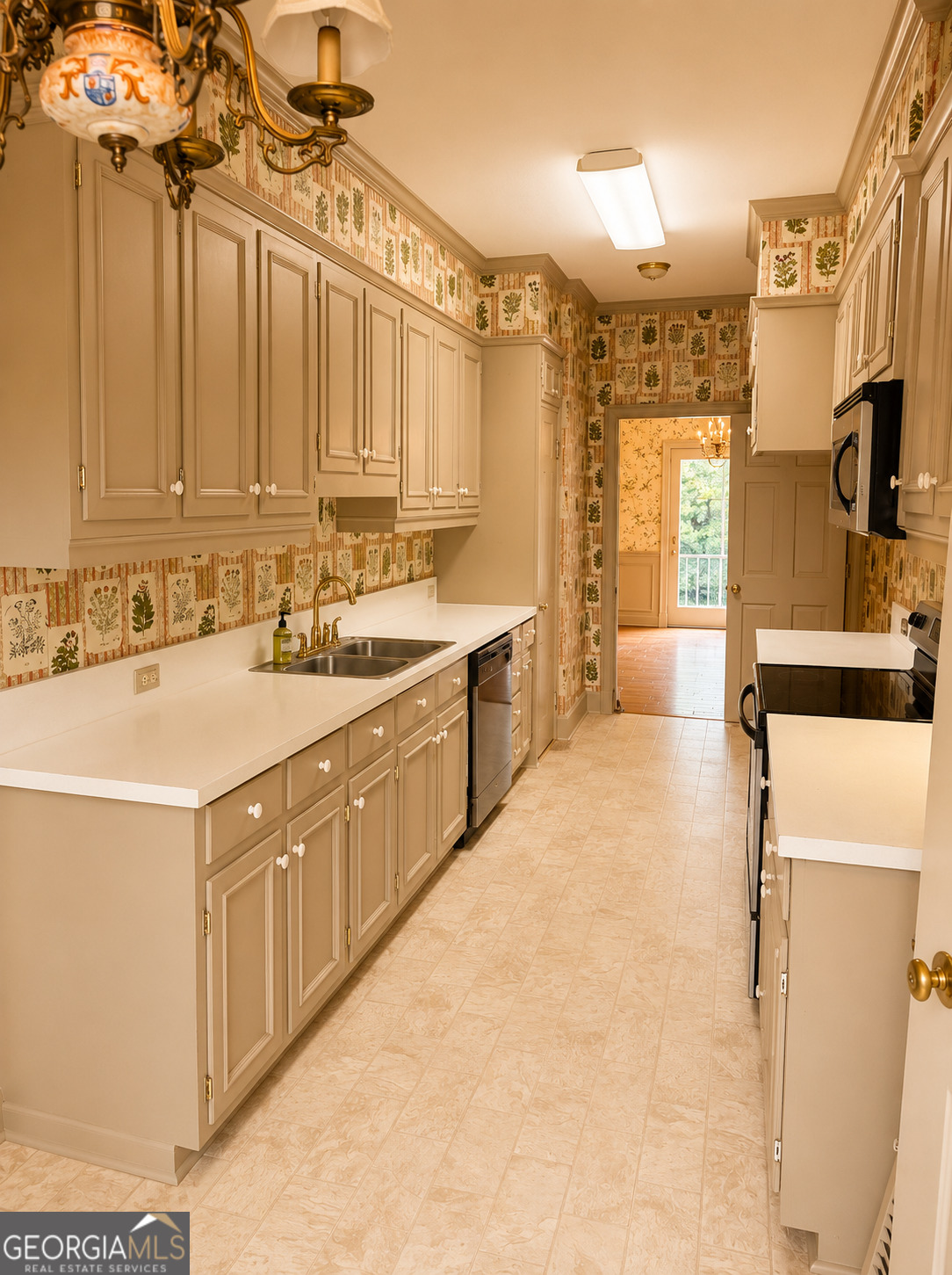 314 Broad Street Property Photo 5