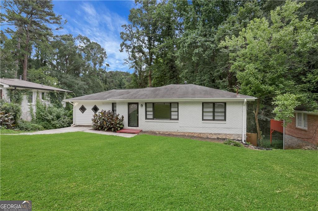 1982 Rena Circle Sw Property Photo 2