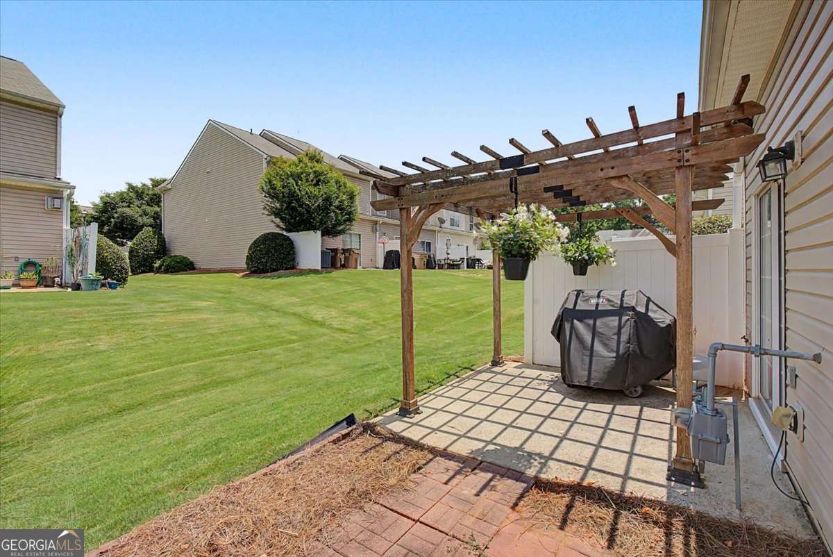 305 Azalea Circle Property Photo 4