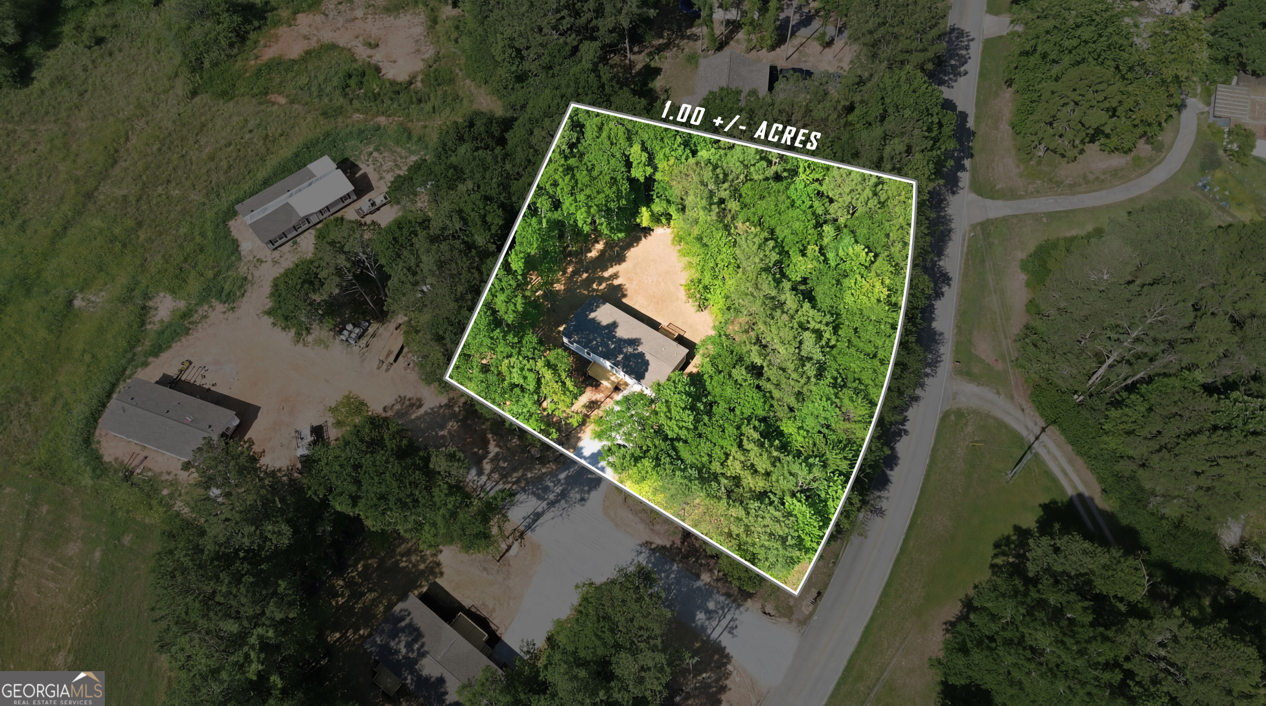 909 Smith Loop Road Property Photo 2