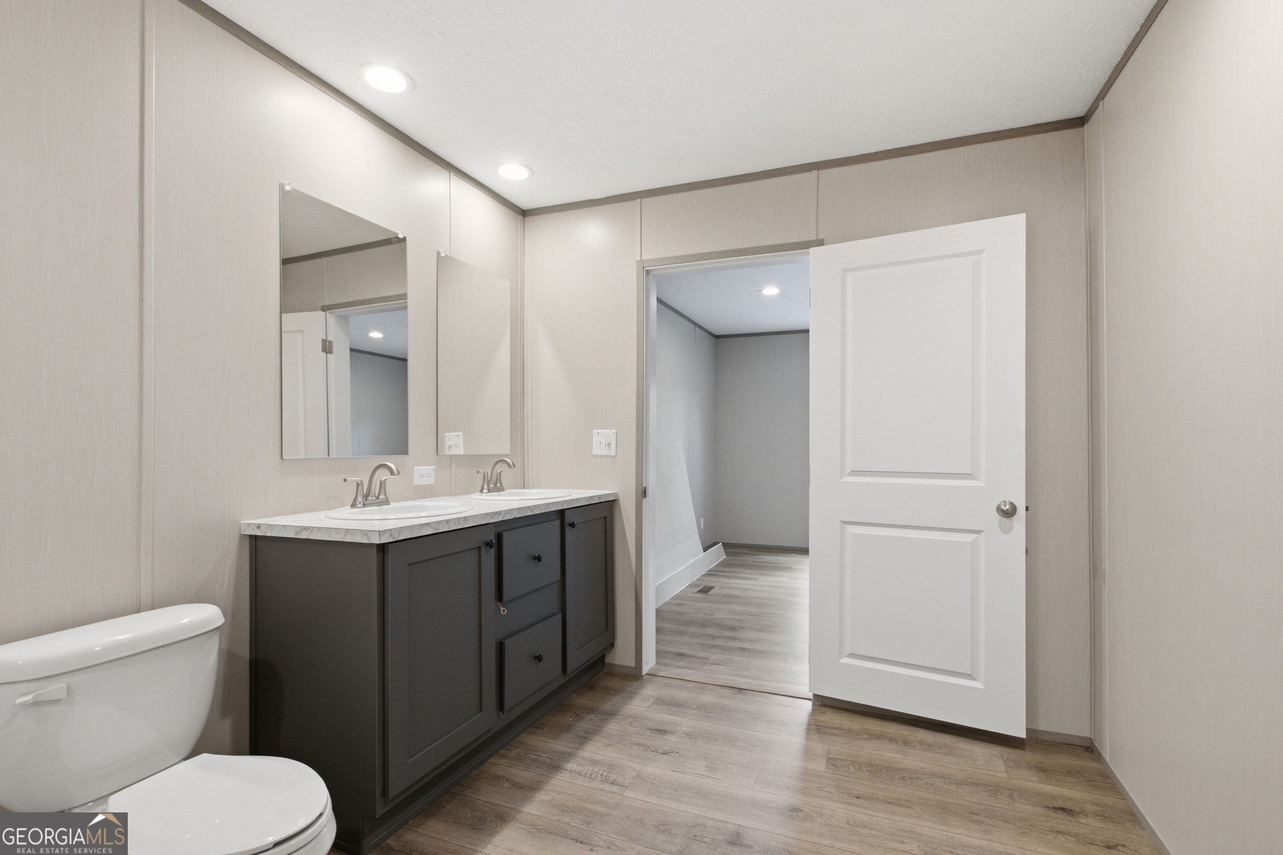 909 Smith Loop Road Property Photo 14