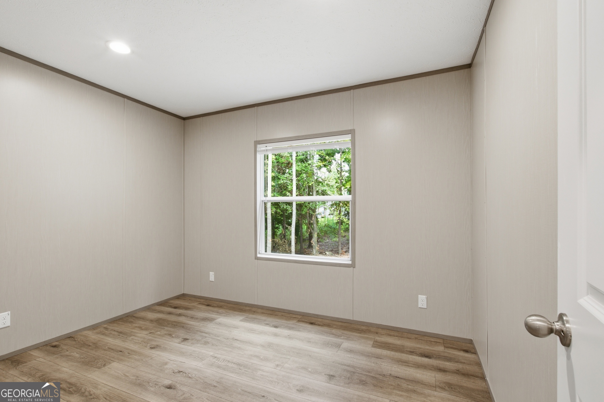 909 Smith Loop Road Property Photo 17