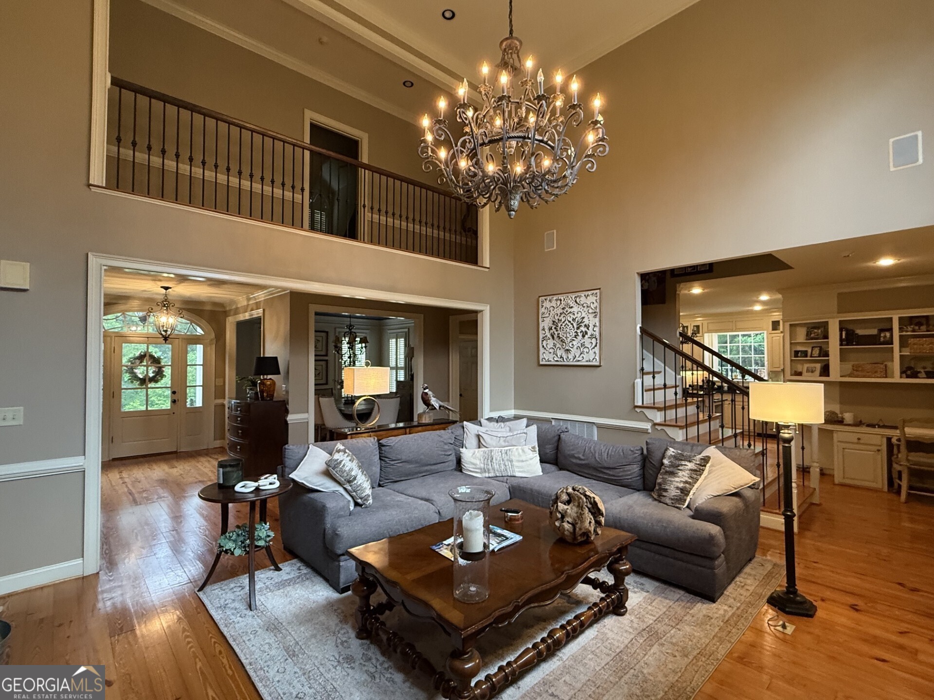 1030 Walton Circle Property Photo 3