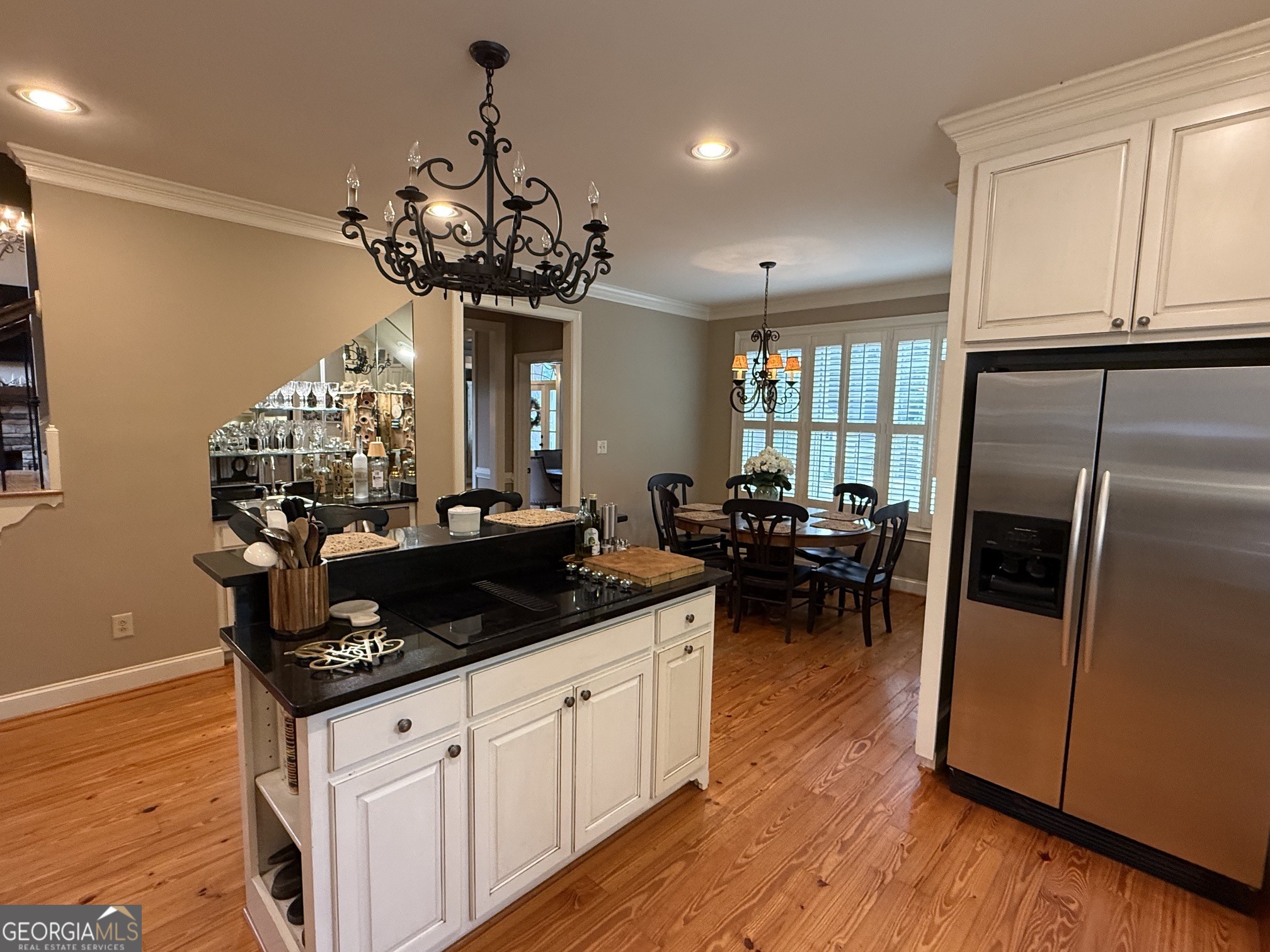 1030 Walton Circle Property Photo 4