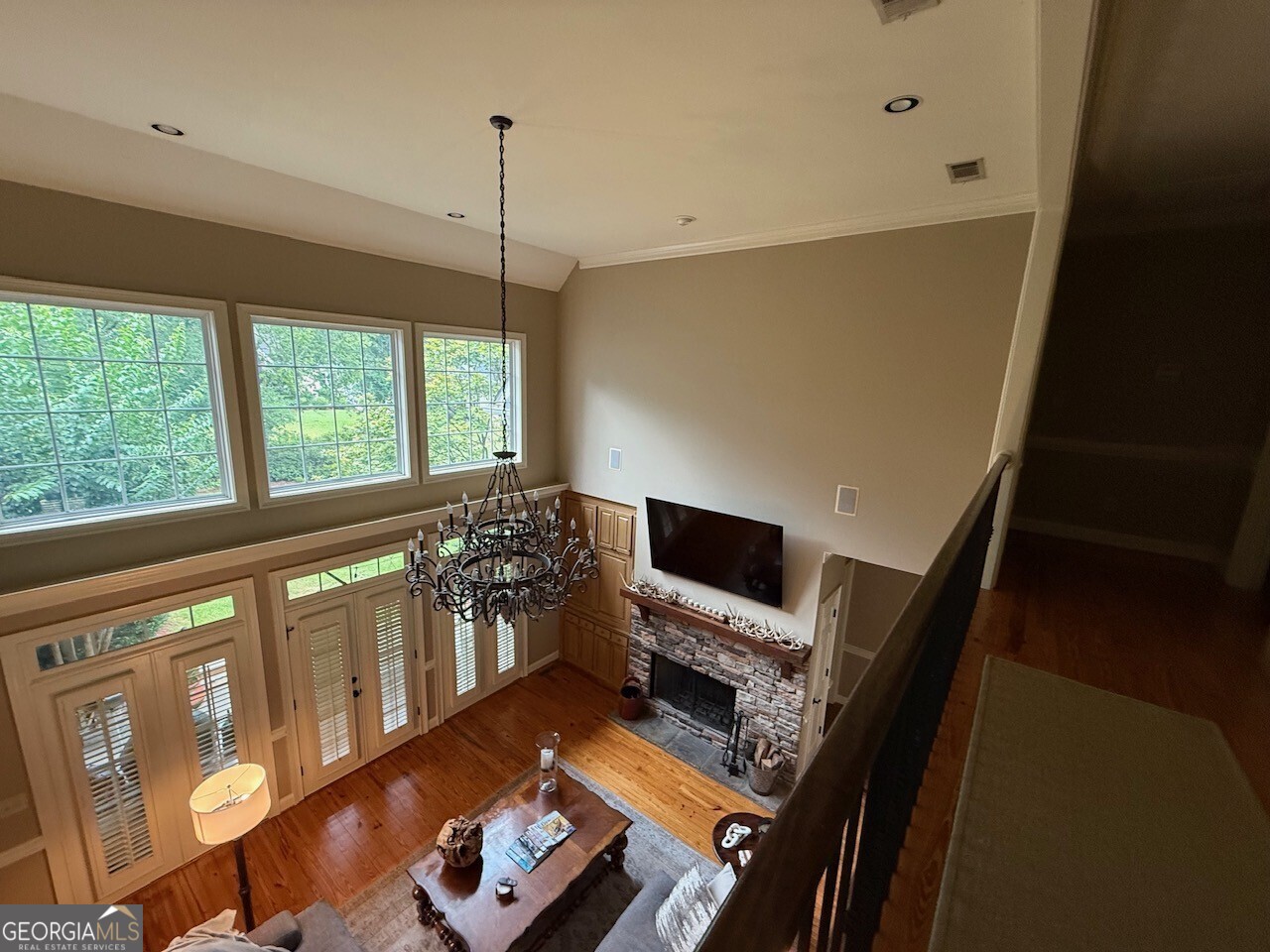 1030 Walton Circle Property Photo 5