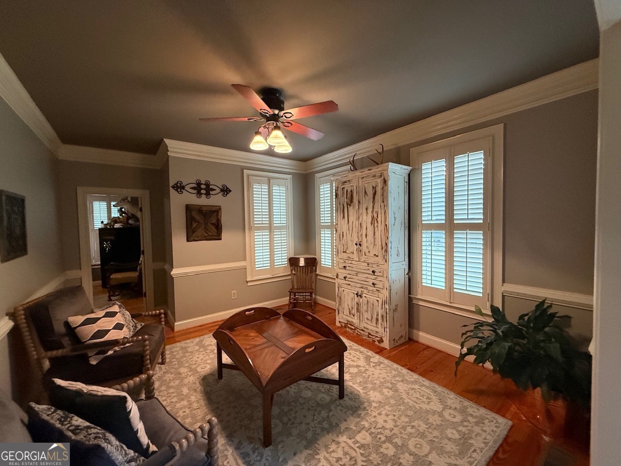 1030 Walton Circle Property Photo 6