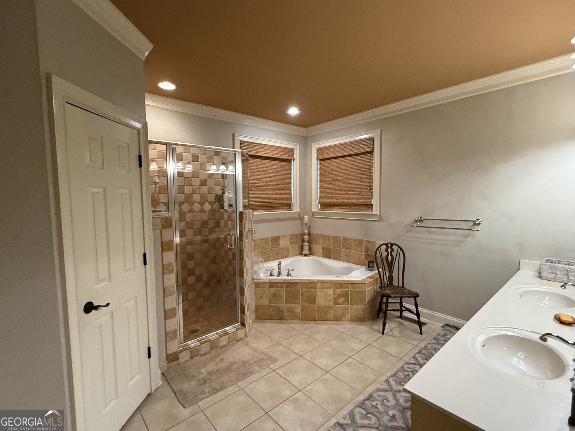 1030 Walton Circle Property Photo 15
