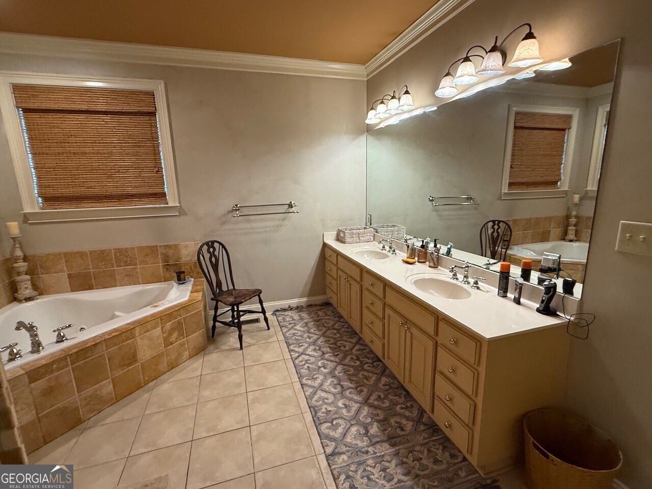 1030 Walton Circle Property Photo 16