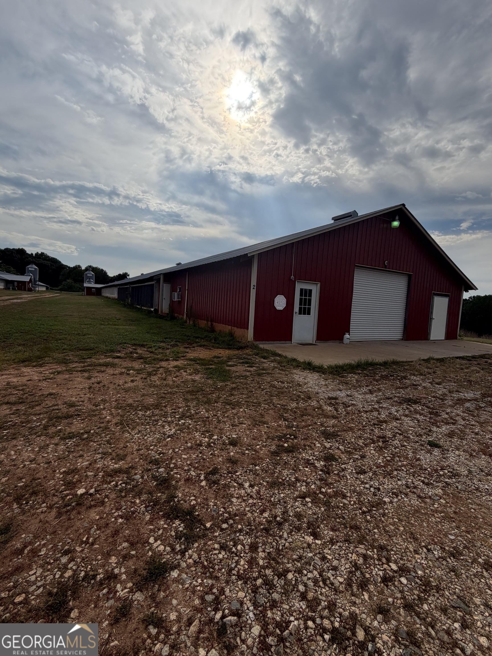 237 Skeeter Drive Property Photo 3