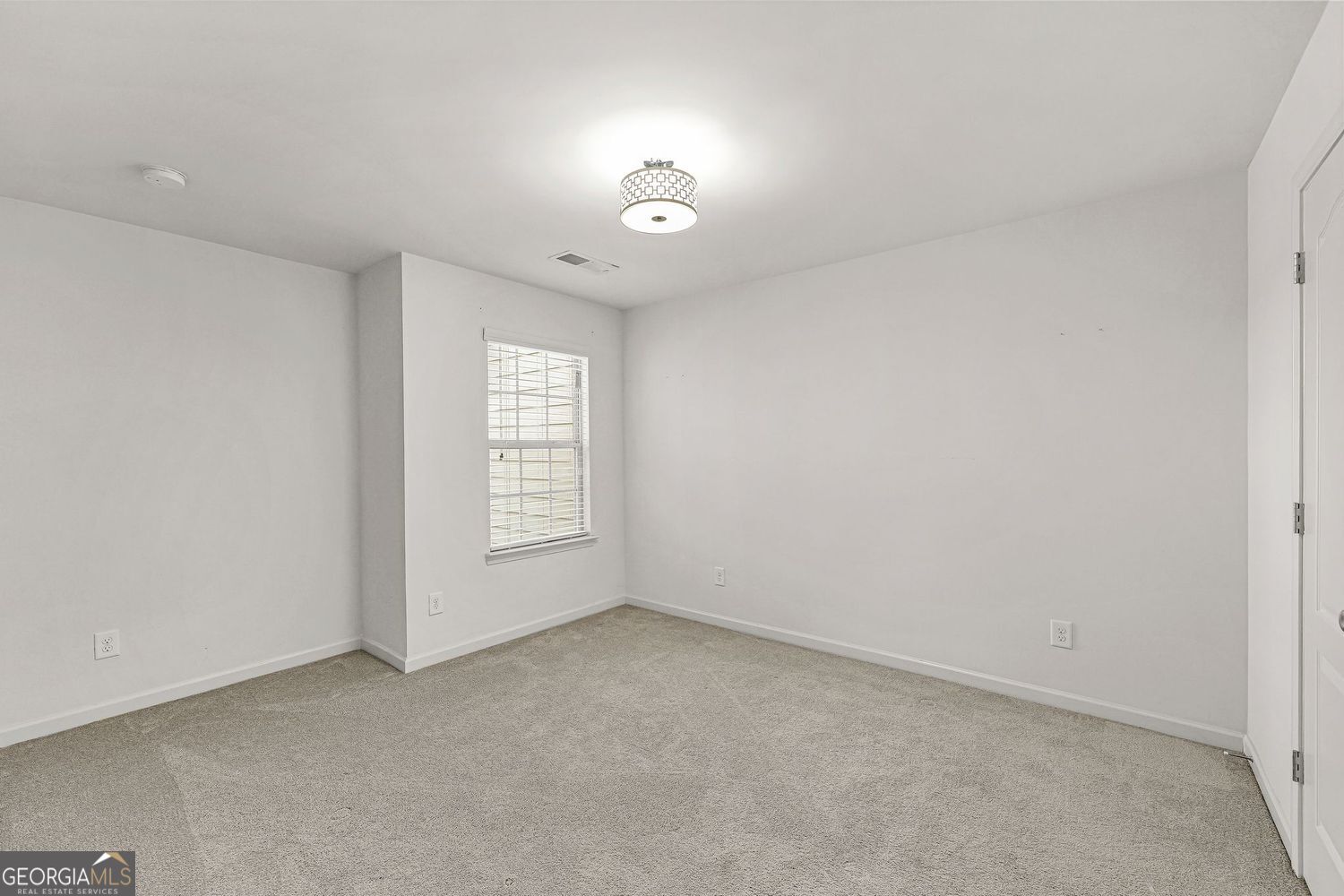 5667 Radford Loop Property Photo 29