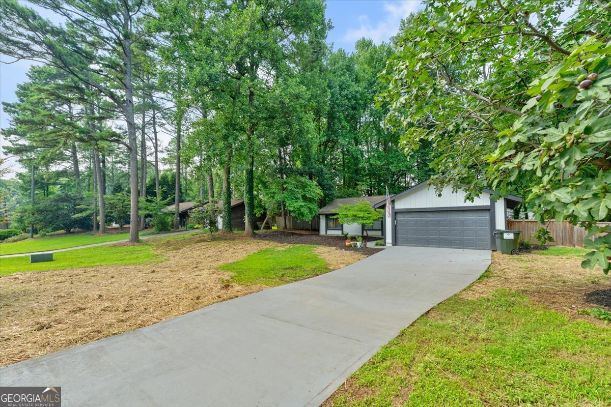 3121 Rio Montana Drive Property Photo 3